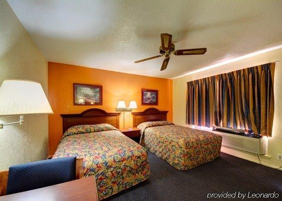 American Best Inn By Oyo I-35 Perry Buitenkant foto